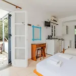 Sifnos 3 *